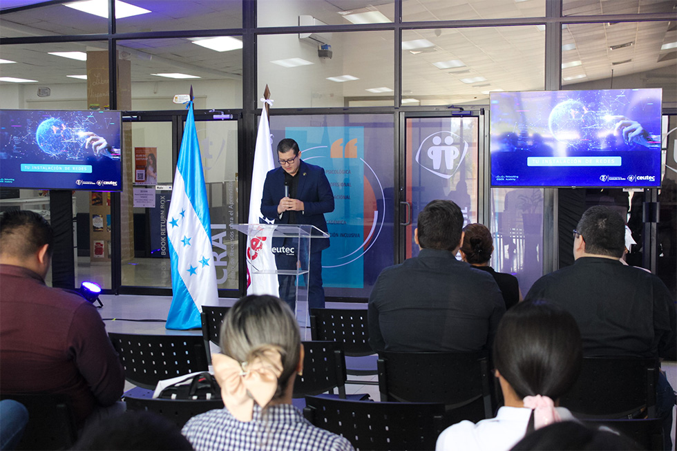 CEUTEC lanza reforma del técnico universitario en instalación de redes