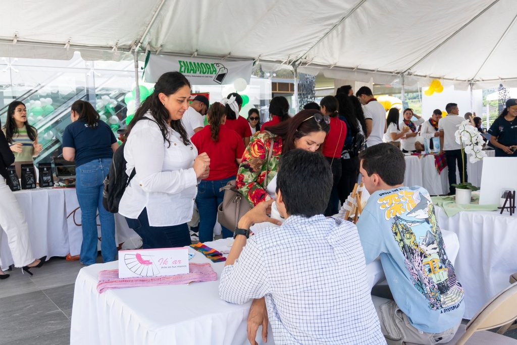 ¡Explosión de creatividad en ExpoMarketing 2024!