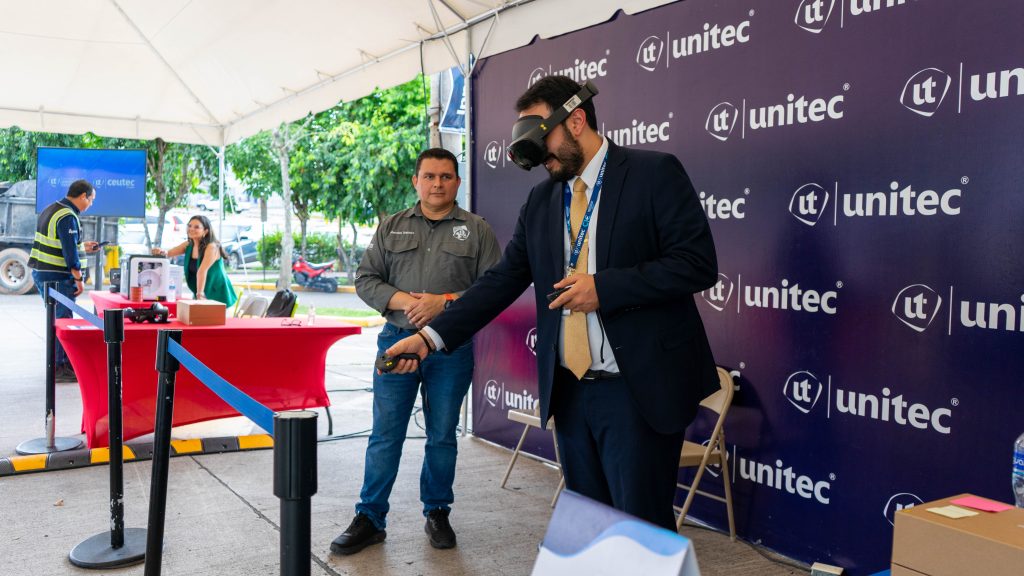 CEUTEC impulsa la innovación educativa en el CIE 2024