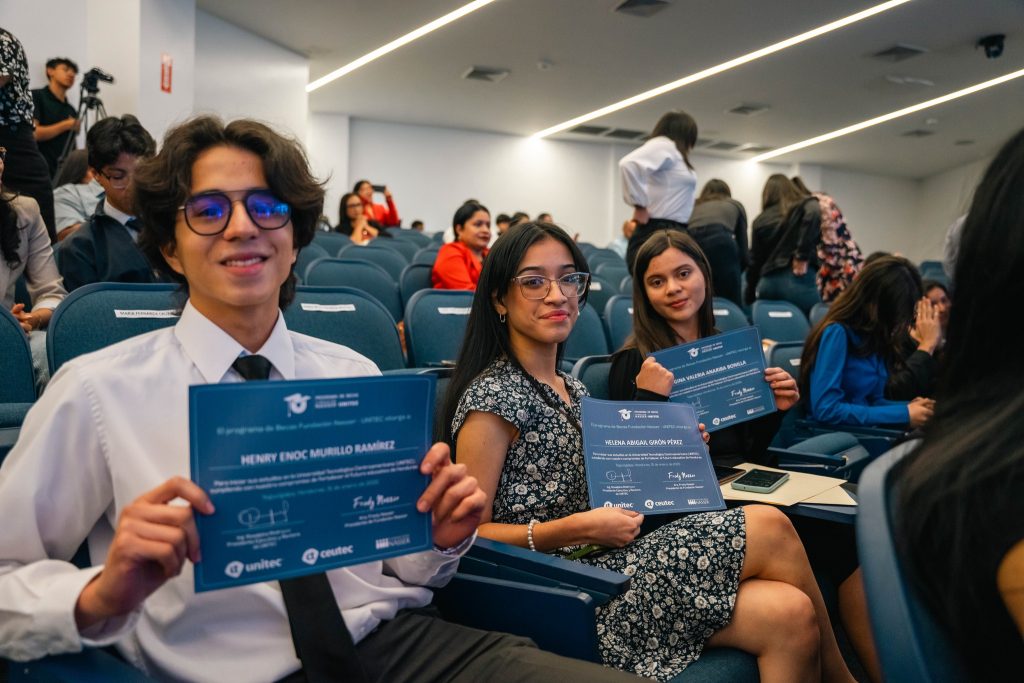 Fundación Nasser y CEUTEC impulsan la educación universitaria con 100 becas